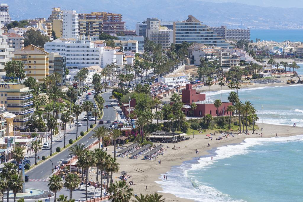 Renthas Benalmadena Playa Apartment Luaran gambar